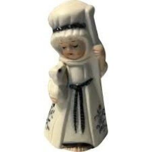 Vintage Bisque Bell Shepherd with Lamb Jasco Taiwan